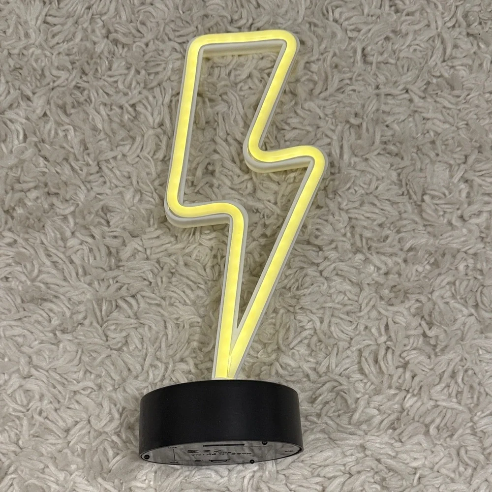 Neon Lightning Bolt Light